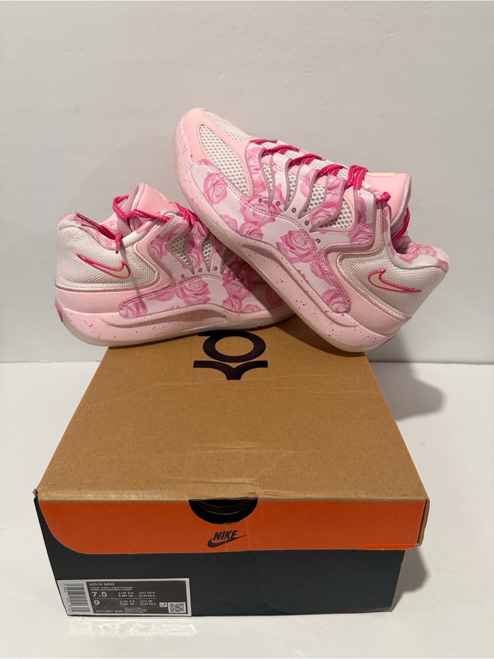 Nike KD 18 'Aunt Pearl' Sz: 7.5 / 12.5 (HV1997-600)